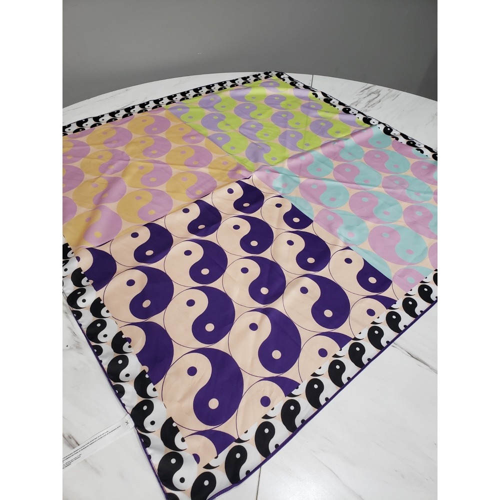 RARE - URBAN OUTFITTERS yin ying yang scarf square headwrap boho‎ hippie